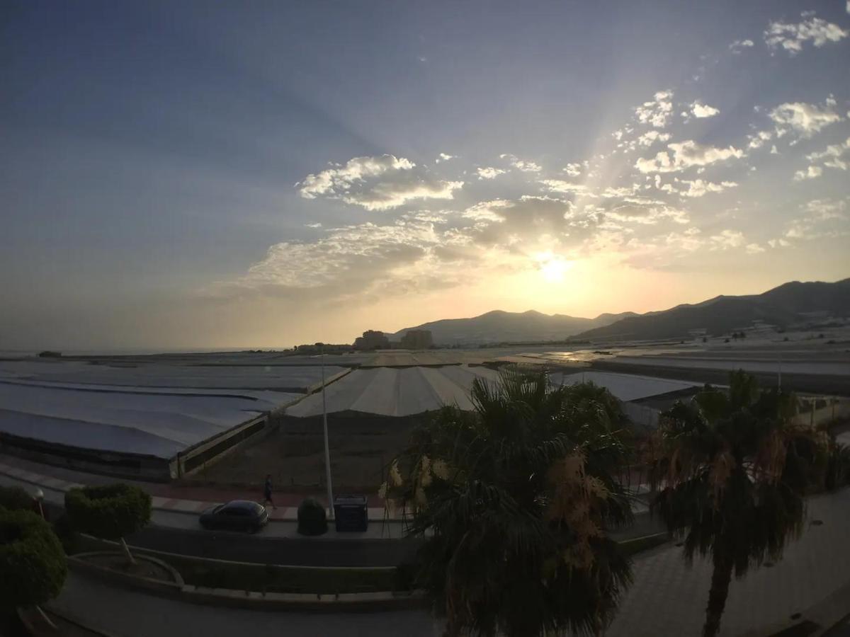 Apartamento Playa Calahonda El Farillo Con Terraza Dış mekan fotoğraf