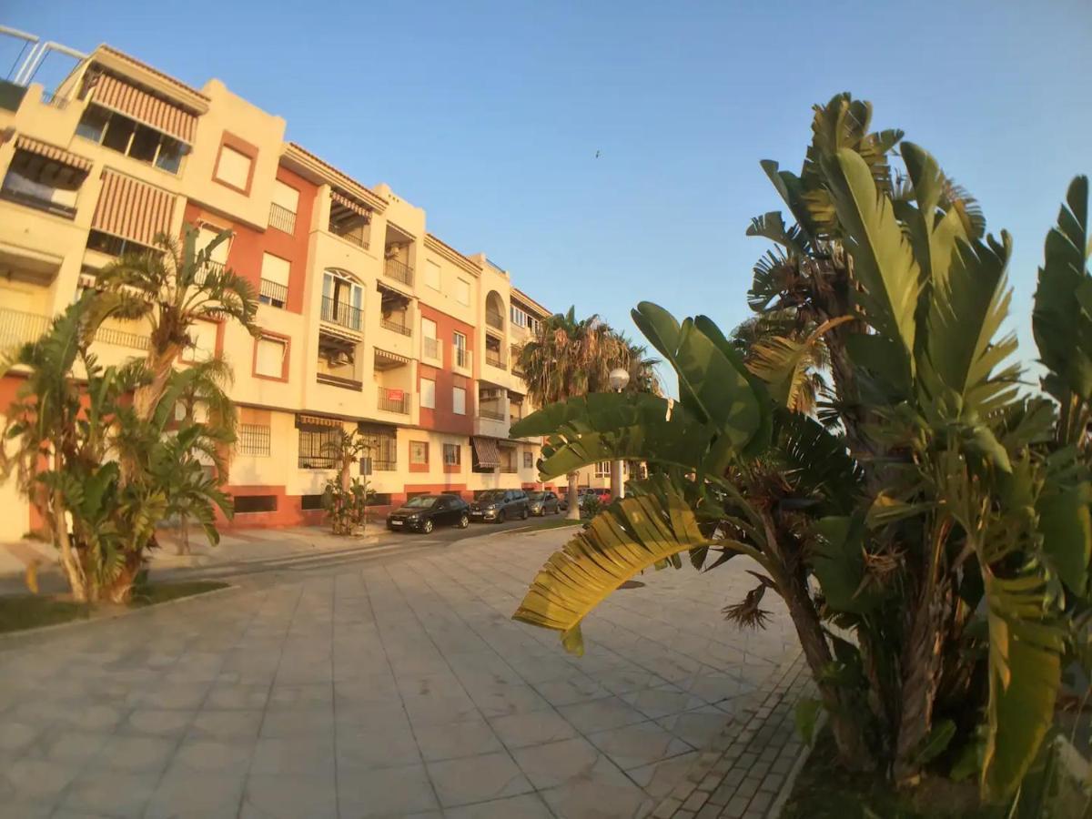 Apartamento Playa Calahonda El Farillo Con Terraza Dış mekan fotoğraf