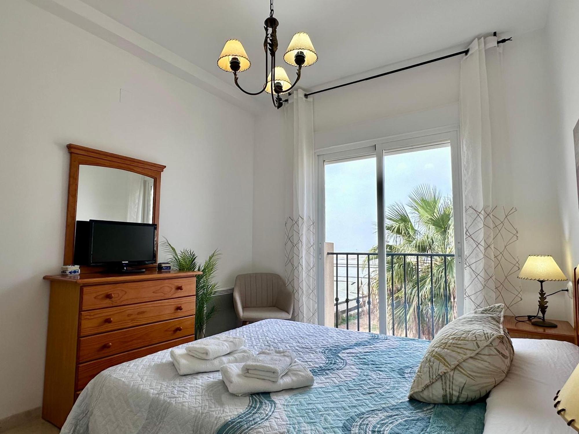 Apartamento Playa Calahonda El Farillo Con Terraza Dış mekan fotoğraf